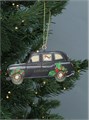 GISELA GRAHAM TIN LONDON TAXI WITH HOLLY AND ROBIN